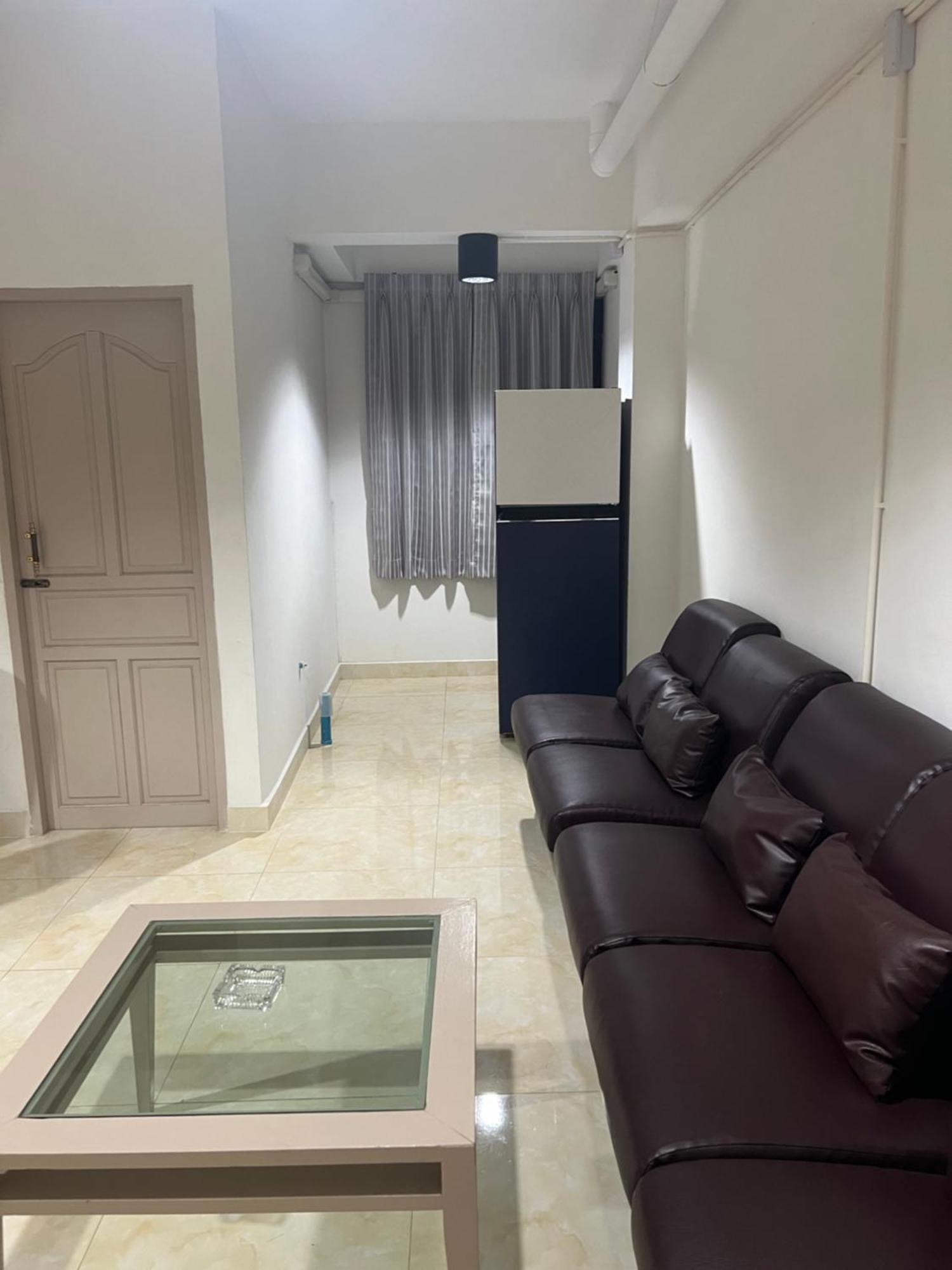 Mall Suites Hotel Бангкок Экстерьер фото